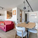 Apartamento Royal 0101 - 2 Bedrooms 6P - Renovated - Sea View - Centrally Located *