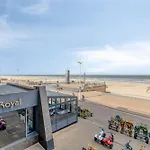Apartamento Royal 0101 - 2 Bedrooms 6P - Renovated - Sea View - Centrally Located Koksijde