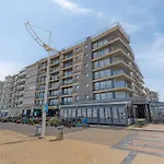 Royal 0101 - 2 Bedrooms 6P - Renovated - Sea View - Centrally Located * Koksijde